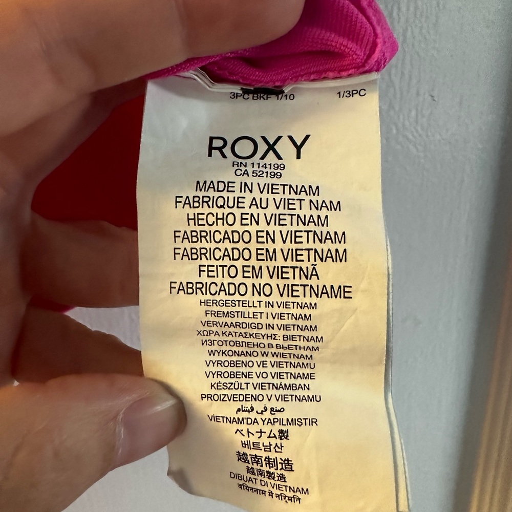 Roxy Rashguard - Picture 4 of 5